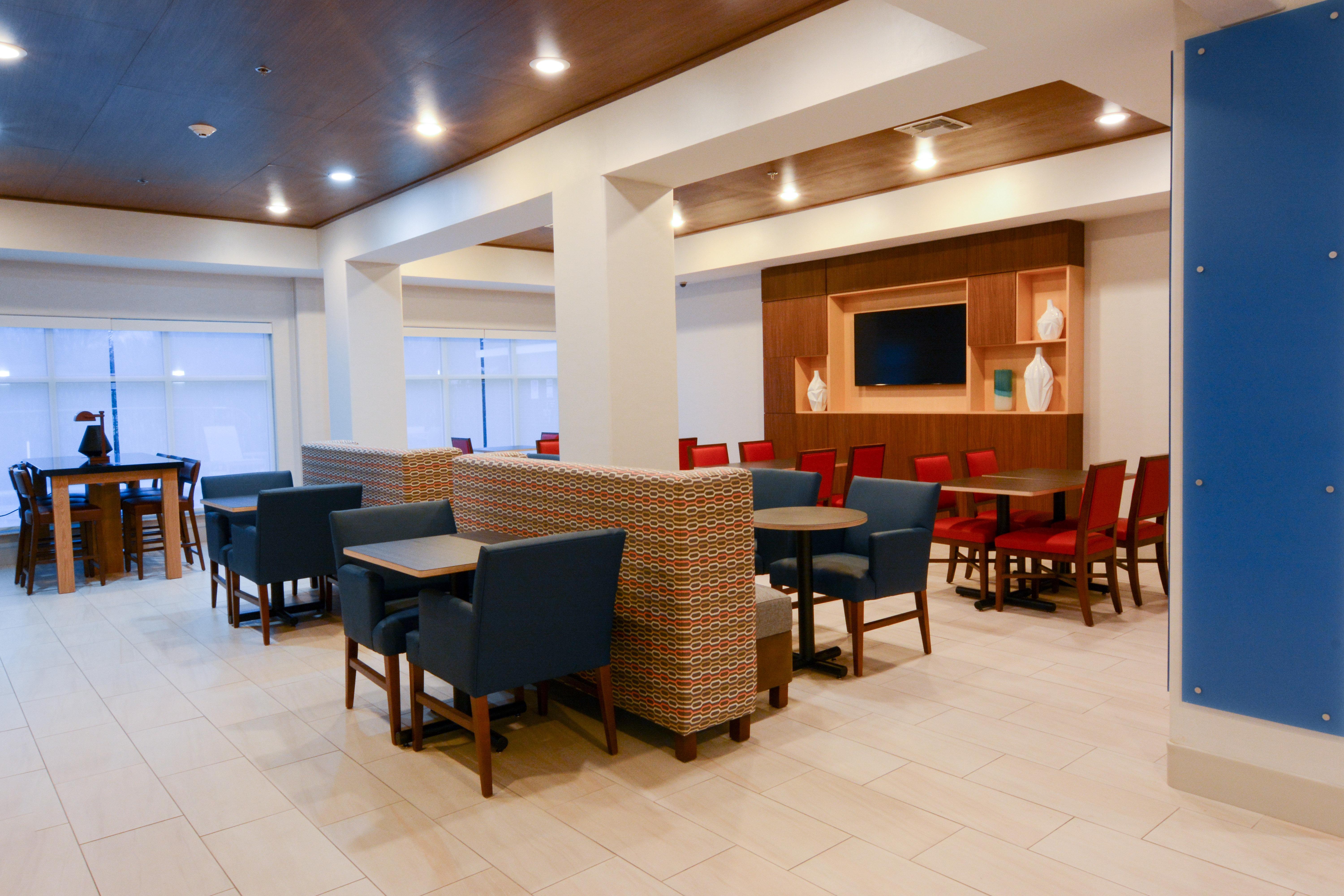 Holiday Inn Express Hotel & Suites New Boston By Ihg Exterior foto
