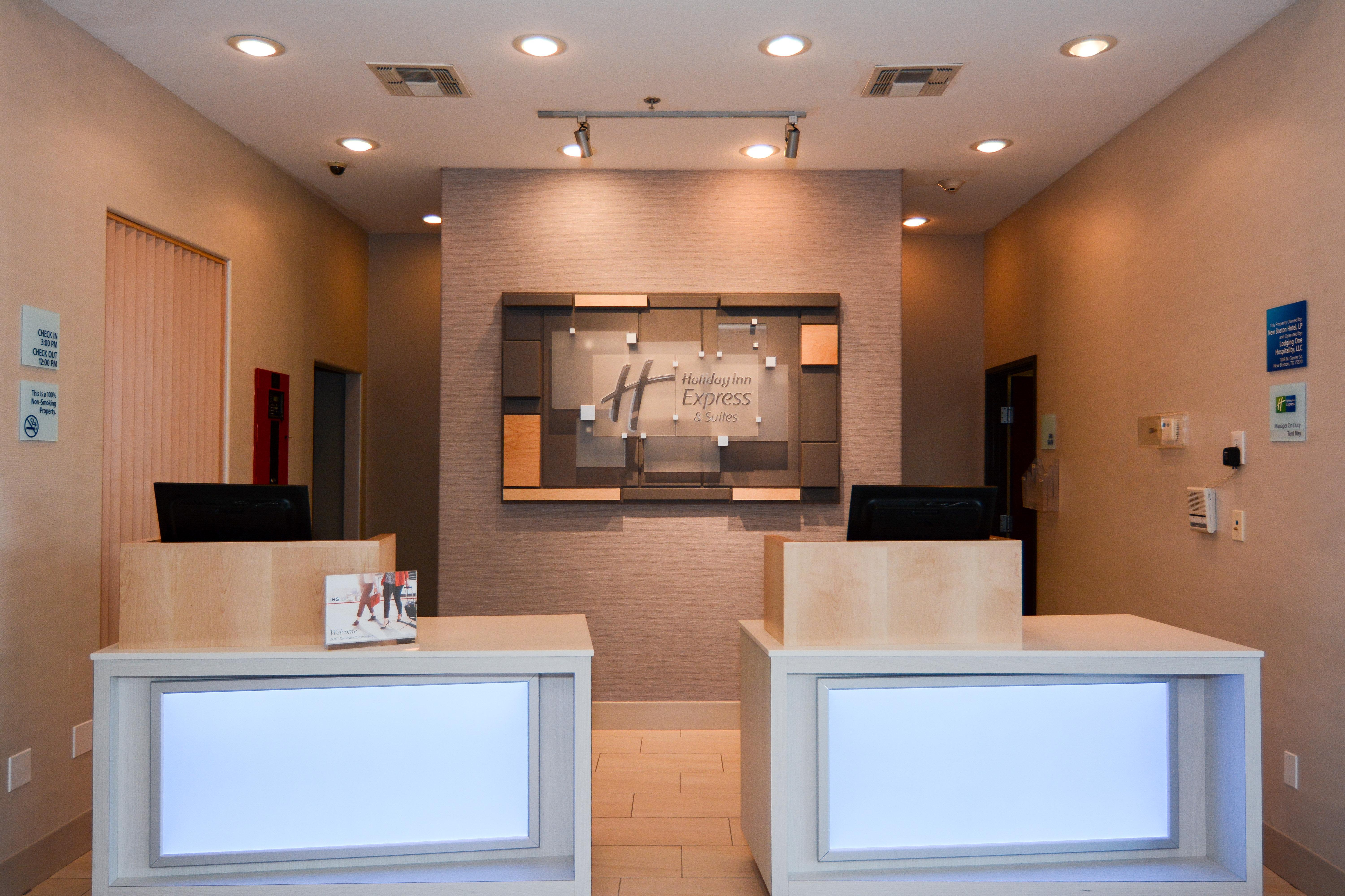 Holiday Inn Express Hotel & Suites New Boston By Ihg Exterior foto